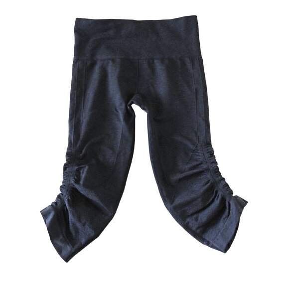 Lululemon In the Flow Crop II Capri Leggings Heather Black Ruched Yoga Pants 4 - Picture 1 of 3